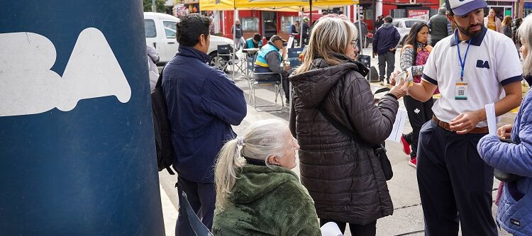 Más servicios en tu barrio instalará sus oficinas móviles para acceder a trámites y vacunarse en Flores y Parque Chacabuco