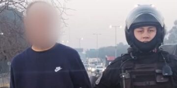 Iba en una Hilux robada, el anillo Digital lo detectó y fue detenido por la Policía de la Ciudad