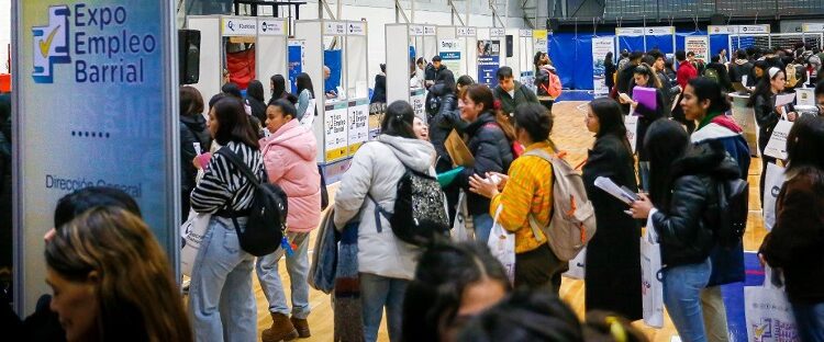 Más de 620 Personas participaron de Expo Empleo Barrial en Boedo