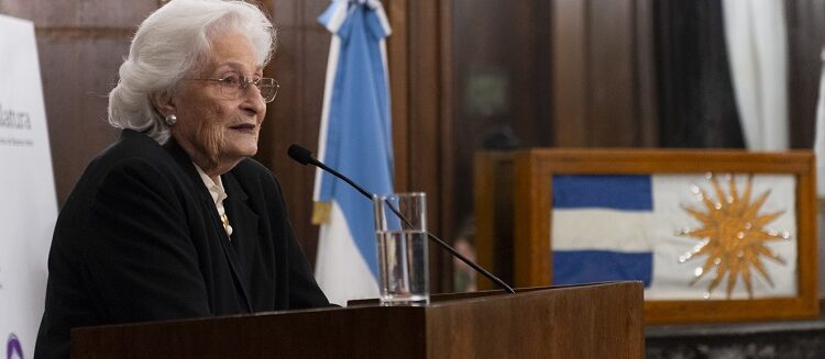 La Legislatura declaró como Personalidad Destacada a Mariana Biró