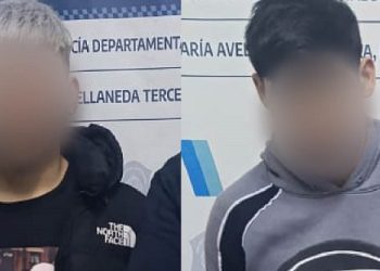 La Policía de la Ciudad detuvo en Gerli y Dock Sud a dos menores que robaron a mano armada un auto en la Boca