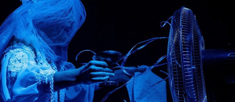 Llega “Diente por diente” a Savia Espacio Cultural