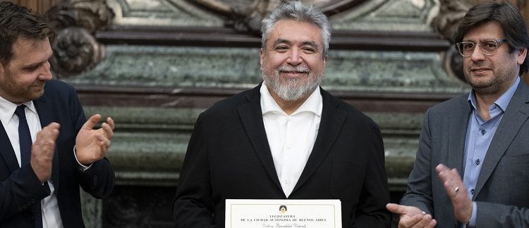 Cristian Alarcón y Gonzalo Aramburu fueron distinguidos como Personalidades Destacadas de la Cultura