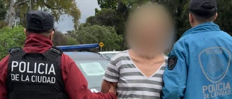 La Policía de la Ciudad detuvo en minutos a dos ladrones que robaron un auto en Palermo
