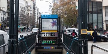 El Subte vuelve a extender su horario y este lunes cierra la estación Río de Janeiro por obras