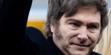 El Gobierno quiere derogar el artículo 2 de la CN que establece el culto católico en Argentina