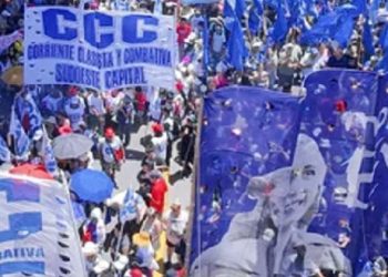 La CGT marchó en Plaza de Mayo contra la reforma laboral y anticipó un “paro nacional”