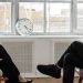 Estudio revela que los gestos pesan más que las palabras a la hora de sentirse aceptado o rechazado en el diálogo