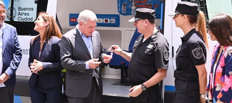 La Policía de la Ciudad tiene su primera ambulancia exclusiva para su personal