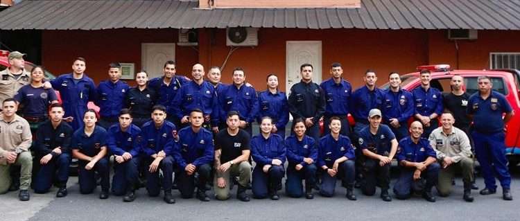 La Ciudad envió bomberos y brigadistas para ayudar a combatir los incendios en Chubut