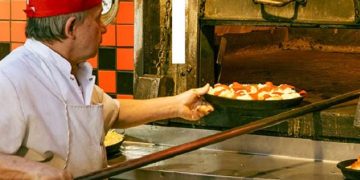 El 12 de enero es el Día del Maestro Pizzero y Pastelero