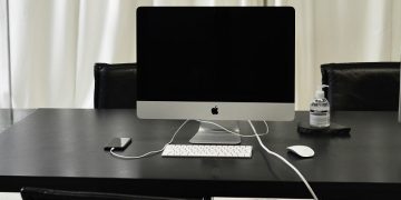 El síndrome del escritorio vacío. El Boreout es la tendencia silenciosa de 2026