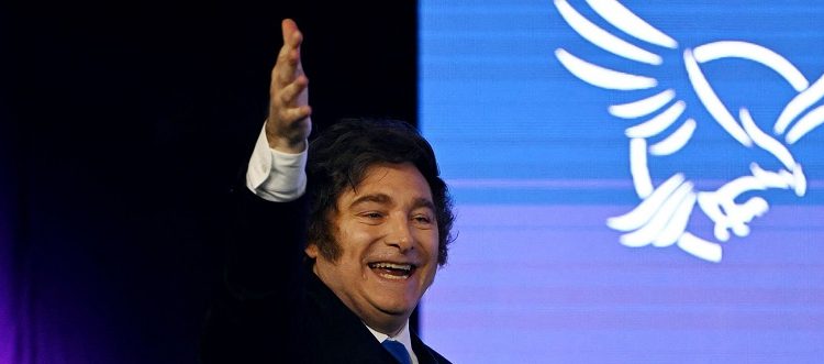 Qué pasa si uno tiene un contrato firmado antes de que entre en vigencia la Reforma Laboral