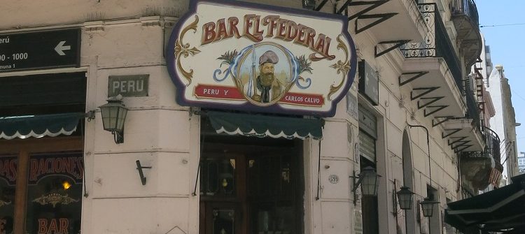 Llega el Día de la Barra de la Esquina a los Bares Notables de Buenos Aires