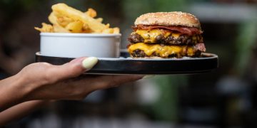 Este Viernes 6 de Marzo llega «La Noche de las Hamburgueserías» a la Ciudad