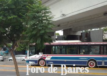 Los colectivos restan frecuencia en sus viajes pero aumentan los pasajes en Mayo