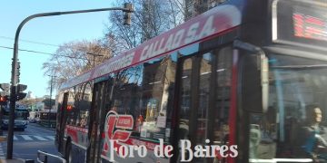Suben el subte y el colectivo en Mayo, y baja la frecuencia del tren