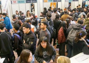Más de 2100 jóvenes participaron de la Expo Empleo Barrial, edición juventud, con más de 600 ofertas laborales y 31 empresas en stand