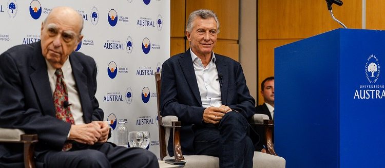 Liderazgo frente a la polarización: Macri, Sanguinetti y González debatieron sobre el futuro de la democracia en la Universidad Austral