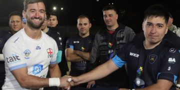 Recibieron al equipo de rugby de la Policía de Inglaterra en un encuentro deportivo e institucional