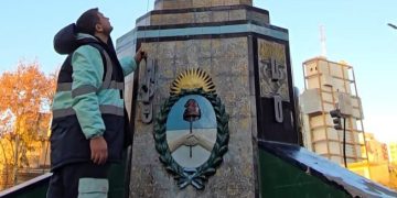 Día de la Bandera: ellos son los que cuidan y mantienen vivos los colores de la patria
