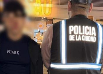 Mediante una compra controlada, la Policía de la Ciudad detuvo a un “empleado infiel” que robó un equipo médico de alta complejidad en el Hospital de Clínicas
