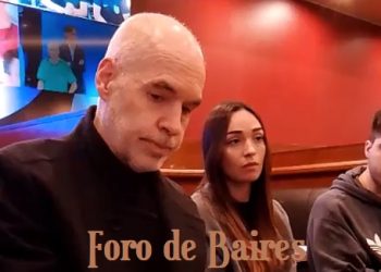Horacio Rodríguez Larreta se reunió en el bar «El Galeón» de Palermo con vecinos del barrio