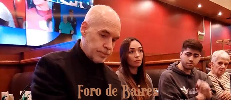 Horacio Rodríguez Larreta se reunió en el bar «El Galeón» de Palermo con vecinos del barrio