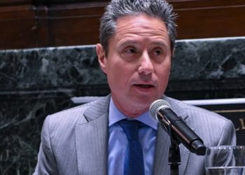 Gabriel Sánchez Zinny expuso los avances del Plan General de Gobierno ante la Legislatura y respondió preguntas a los legisladores