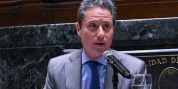 Gabriel Sánchez Zinny expuso los avances del Plan General de Gobierno ante la Legislatura y respondió preguntas a los legisladores
