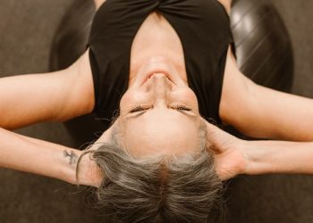 ¿Cuáles son los síntomas y las etapas de la menopausia?