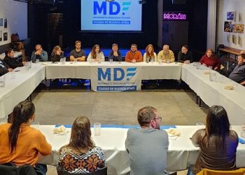El kicillofismo porteño sigue sumando volumen político: agrupaciones y referentes sindicales se reunieron para ampliar el Movimiento Derecho al Futuro en la Ciudad