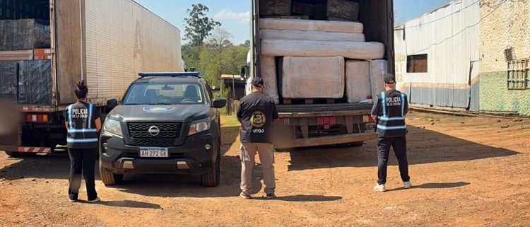 Golpe a banda internacional de contrabando: la Policía de la Ciudad incautó mercadería por $1.500 millones en el Conurbano y Misiones