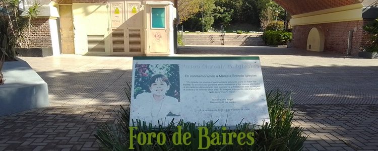 El Paseo Paseo Marcela Brenda Iglesias que fue reinaugurado en 2024 frente al lago del Rosedal de Palermo