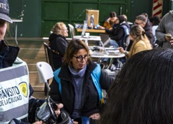 «Más servicios en tu barrio» lleva sus oficinas móviles de lunes a sábado