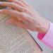 Una investigaciòn demostrò que el vocabulario y la lectura mejoran con la edad