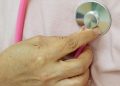 Antes de sufrir un infarto, las mujeres reciben una señal